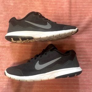 Black and white womens Nike shoes